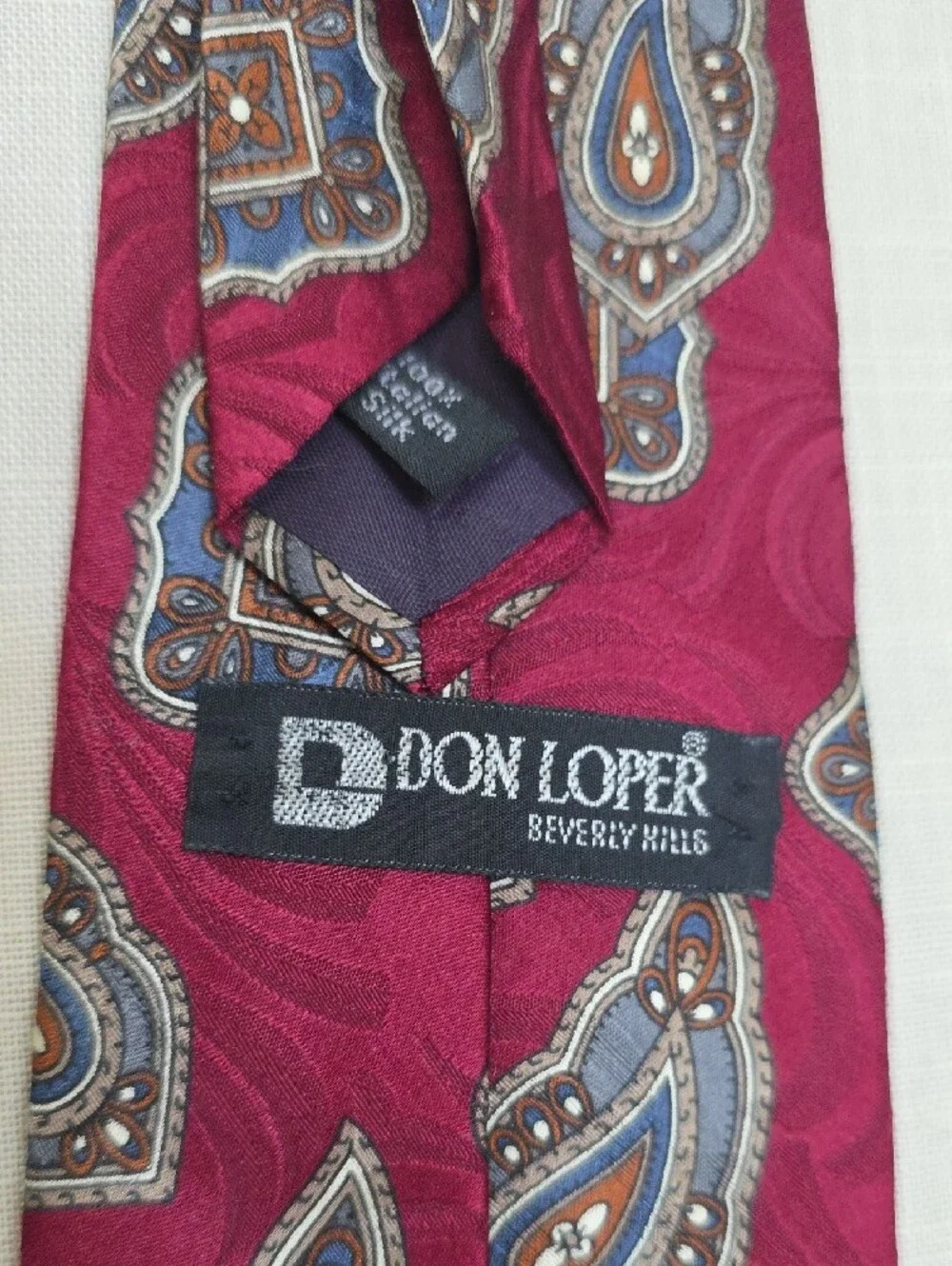 Vintage Don Loper 100% Silk Men's Burgundy Paisley Tie